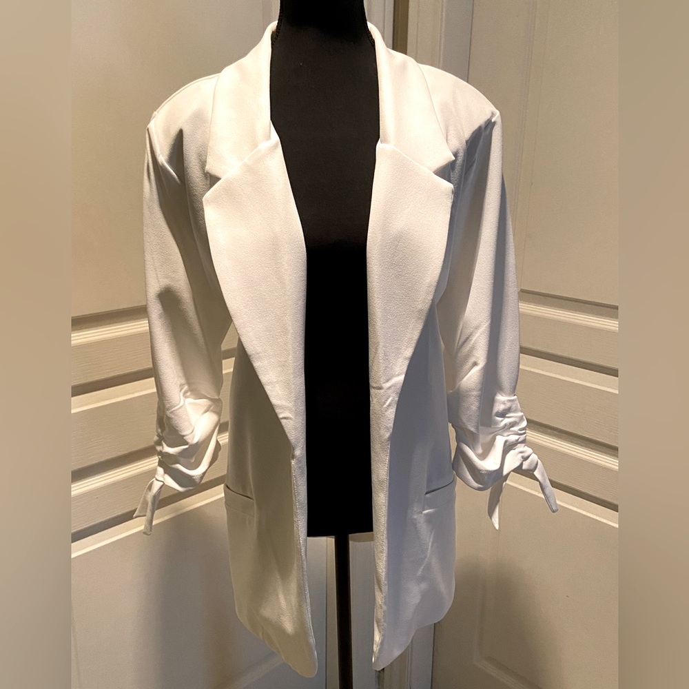 White Blazer Size 1X